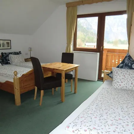 Haus Rye 住宿加早餐酒店 3*