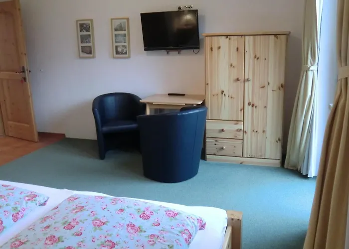 Haus Rye Bed and Breakfast 3*